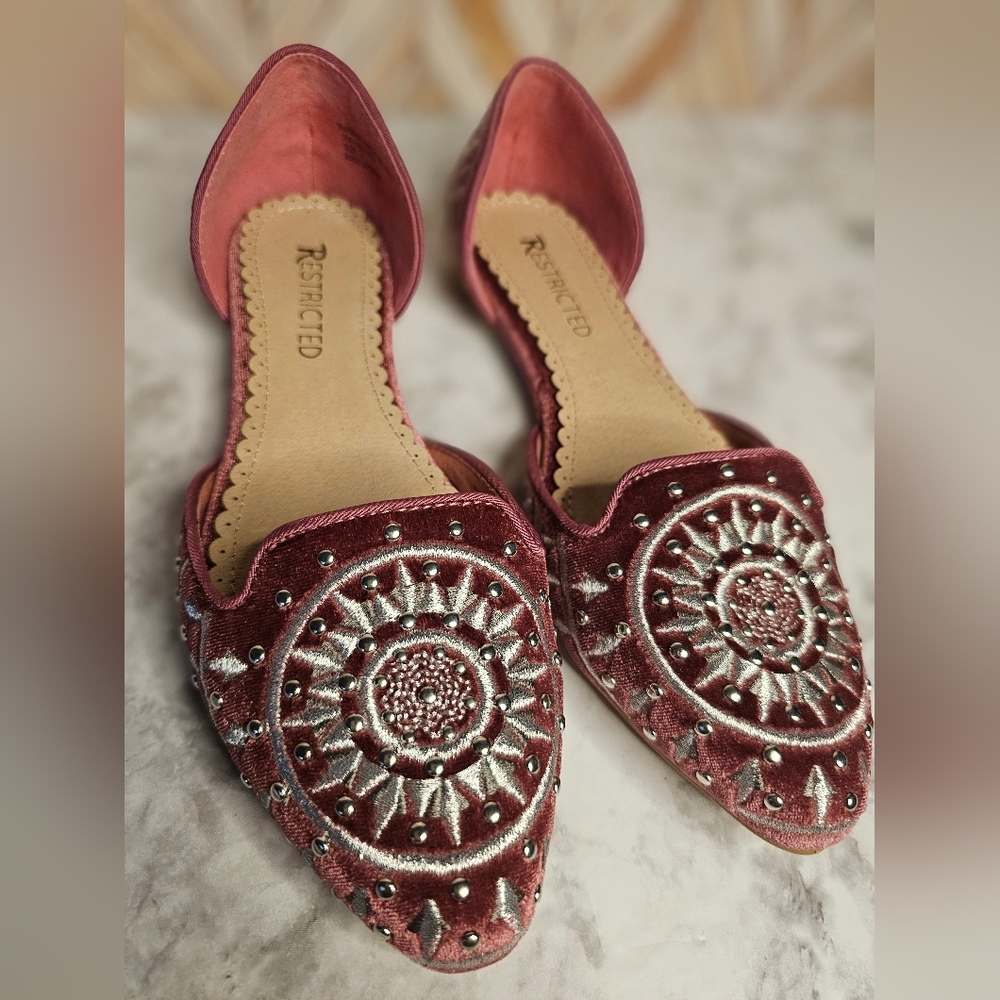 NEW Restricted Geisha Flats